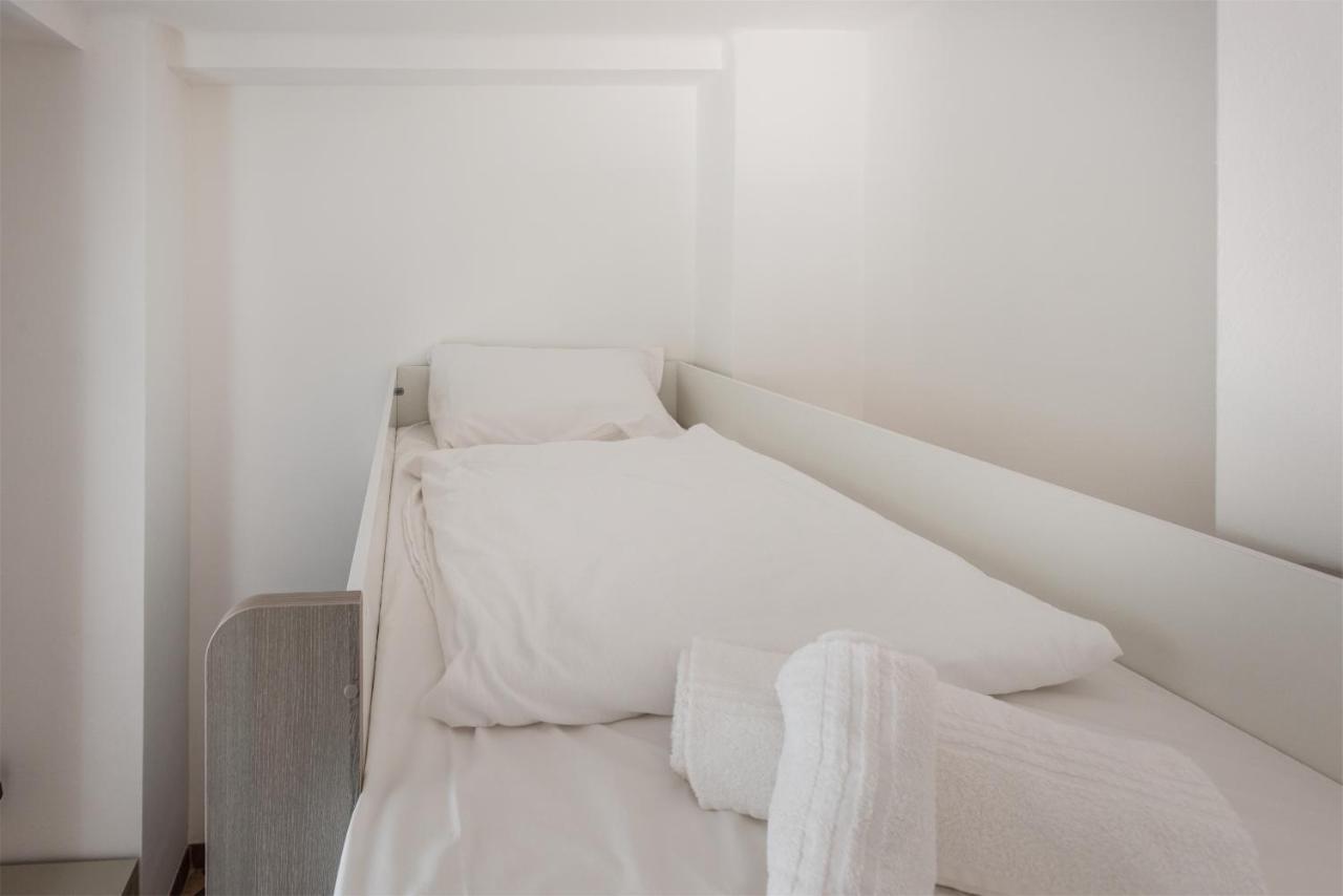 Appartamento Casa Internazionale Riva del Garda Esterno foto